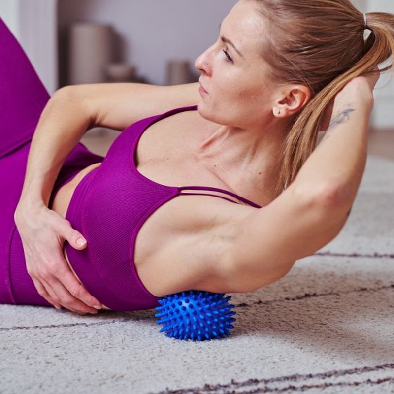 Массажный мяч TOGU Spiky Massage Ball 464000\BL-00-00 синий 800_800